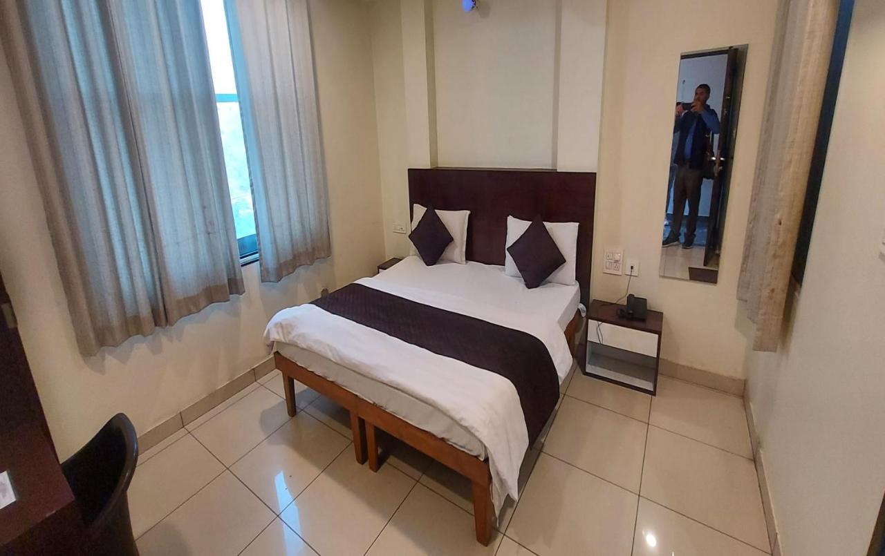 Hotel Rashika Palace Džajpur Exteriér fotografie